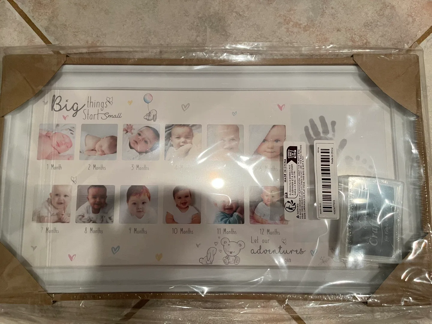 BRAND NEW Baby's First Artwork Keepsake Frame Kit thumbnail