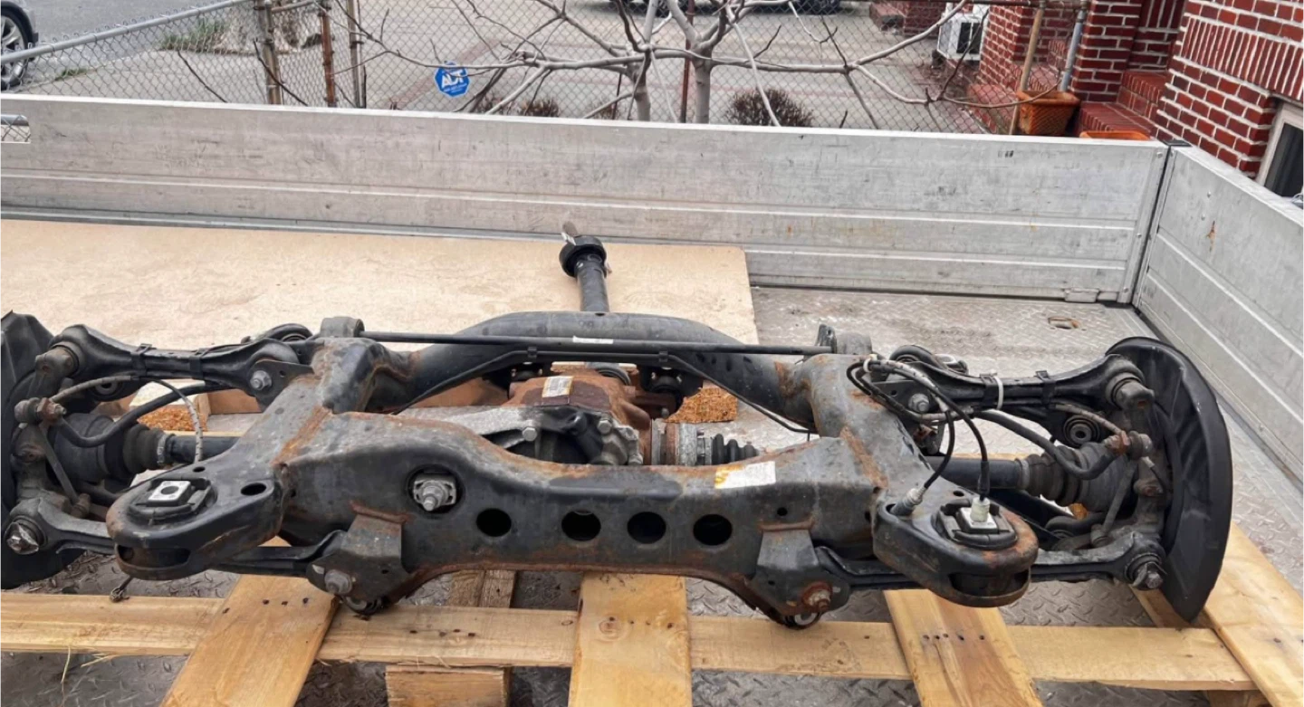 BMW Stock 335 rear end No LSD