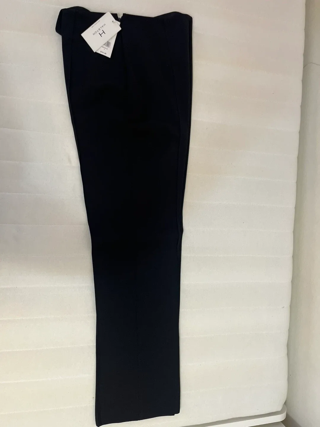 NEW Halston Black Pants Size 8 image indicator(2)