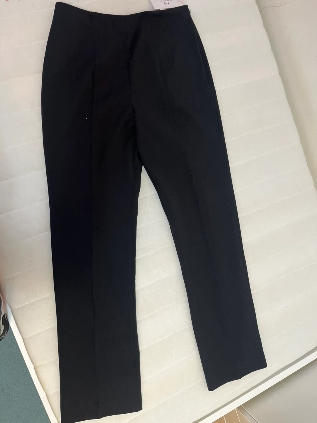 NEW Halston Black Pants Size 8 thumbnail