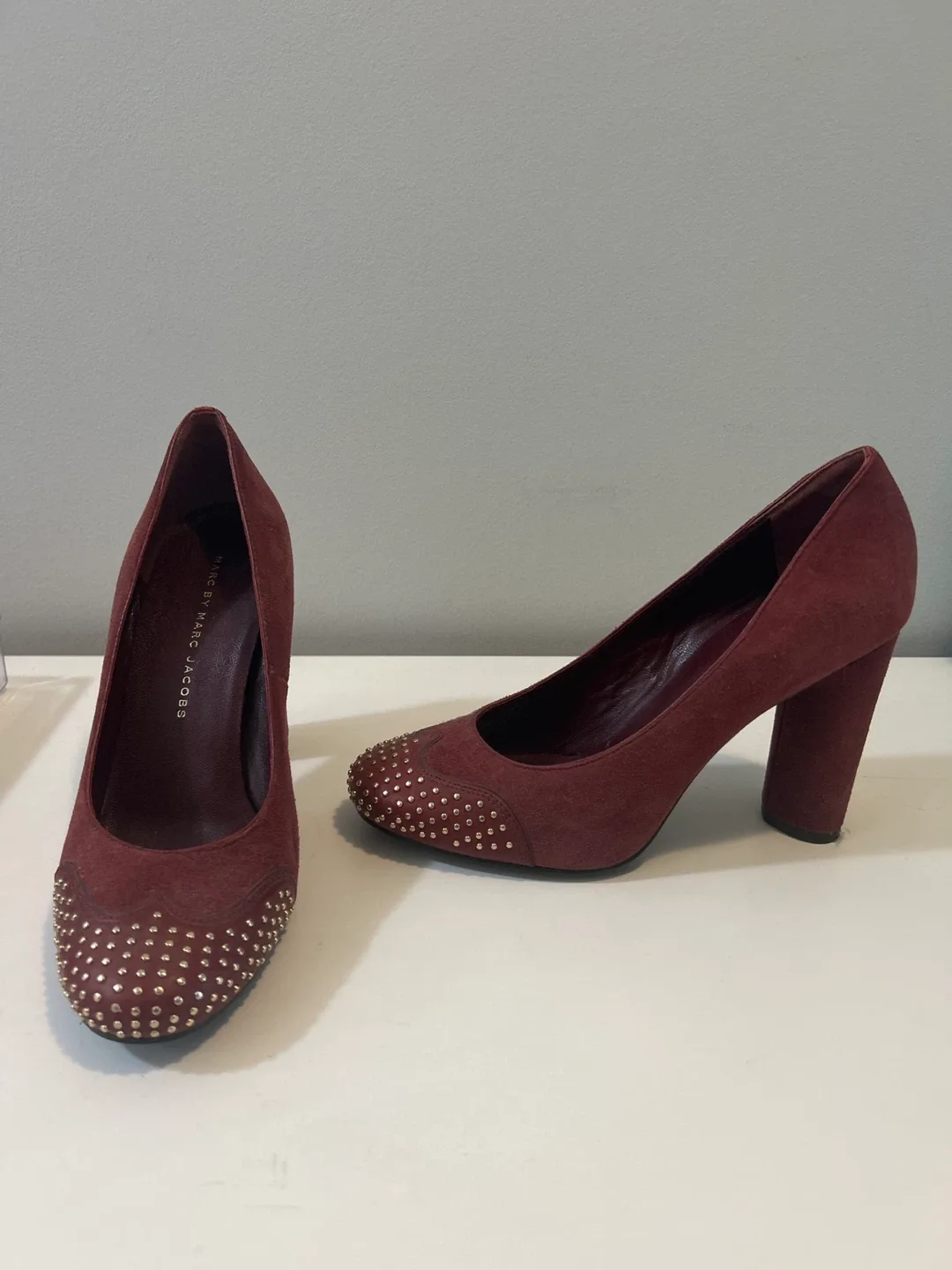 Marc by Marc Jacobs Burgundy Heels Size 6.5 thumbnail