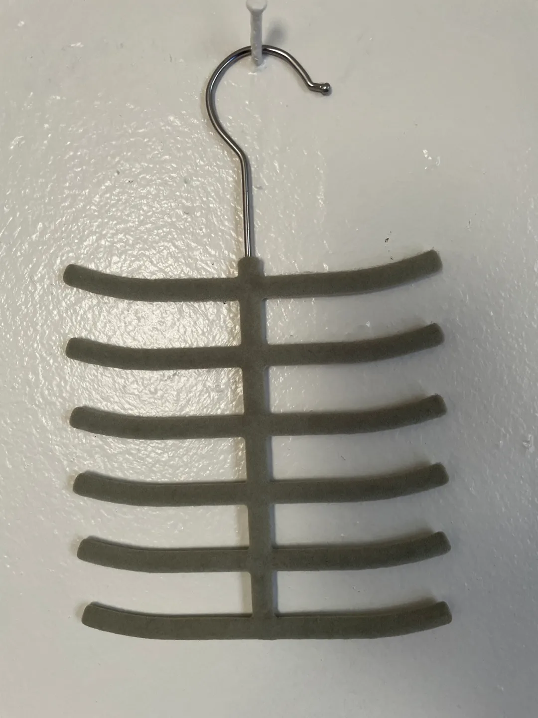 Belt or jewelry hanger thumbnail