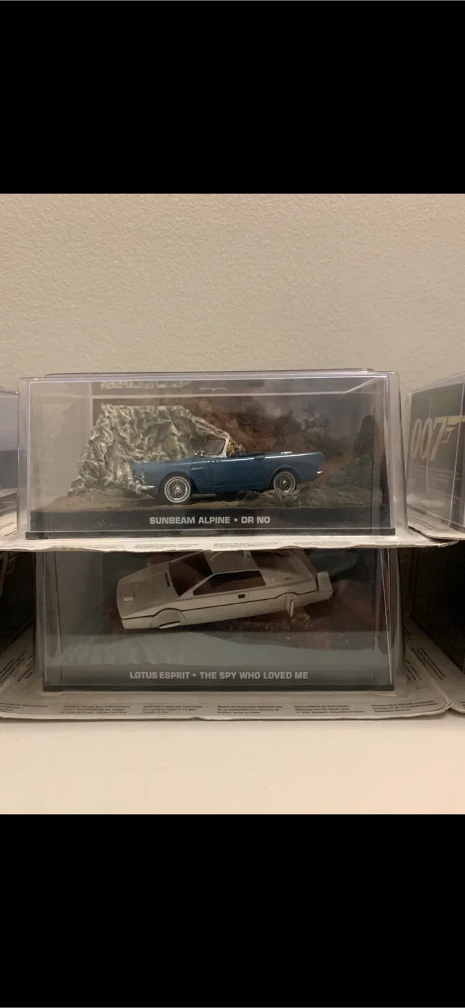 James Bond 007 Diecast Car Collection image indicator(5)