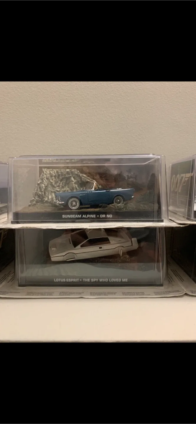 James Bond 007 Diecast Car Collection image indicator(4)