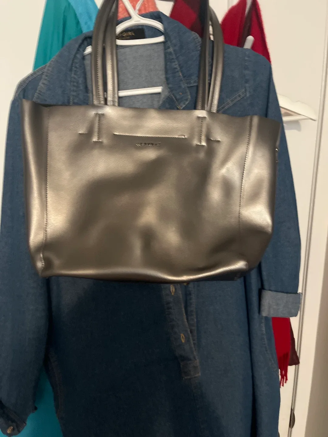 🥕 ALEXRAI Silver Tote Bag 🥕 thumbnail