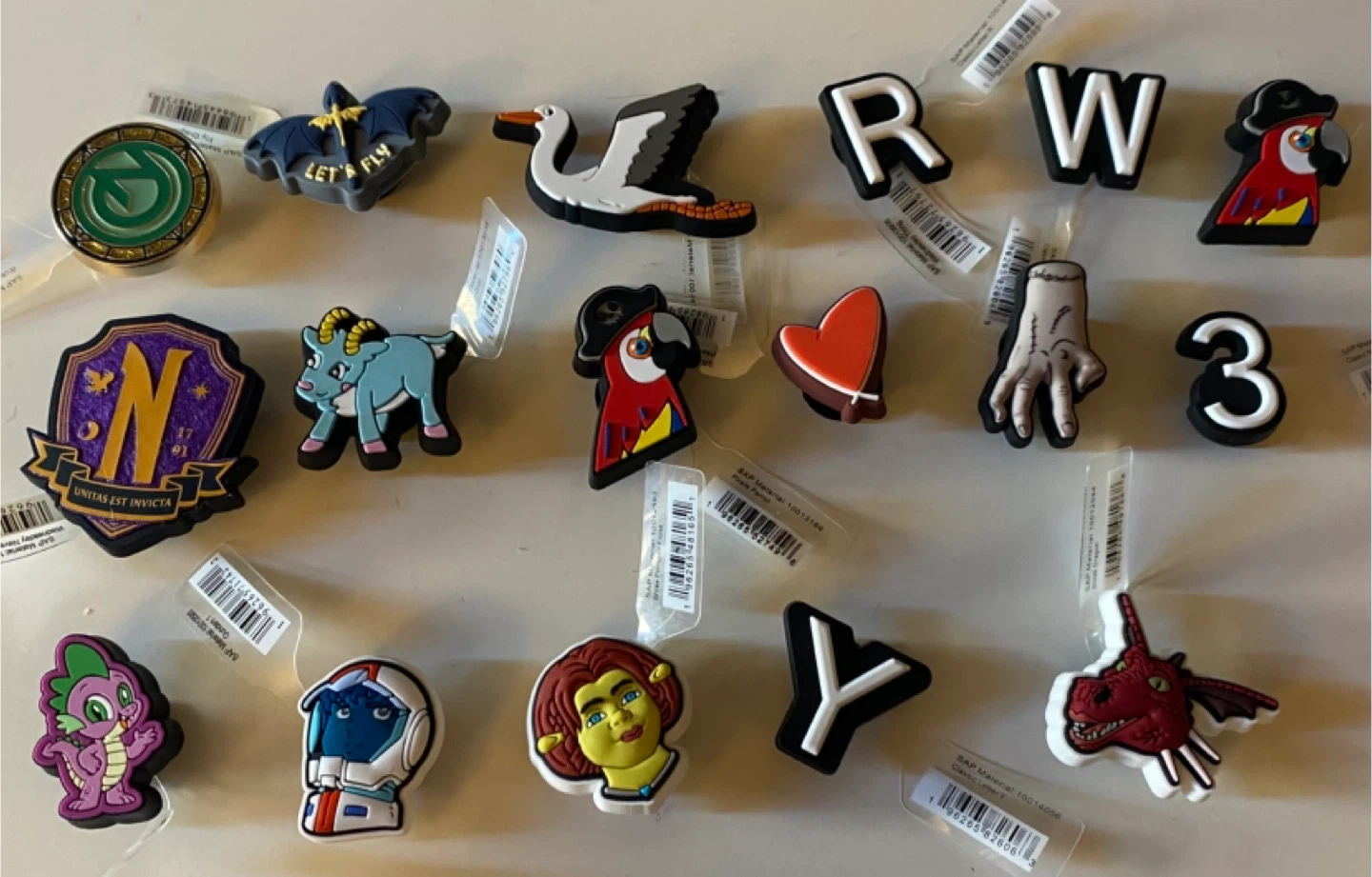 NEW- Croc Charms - Assorted (17pcs)