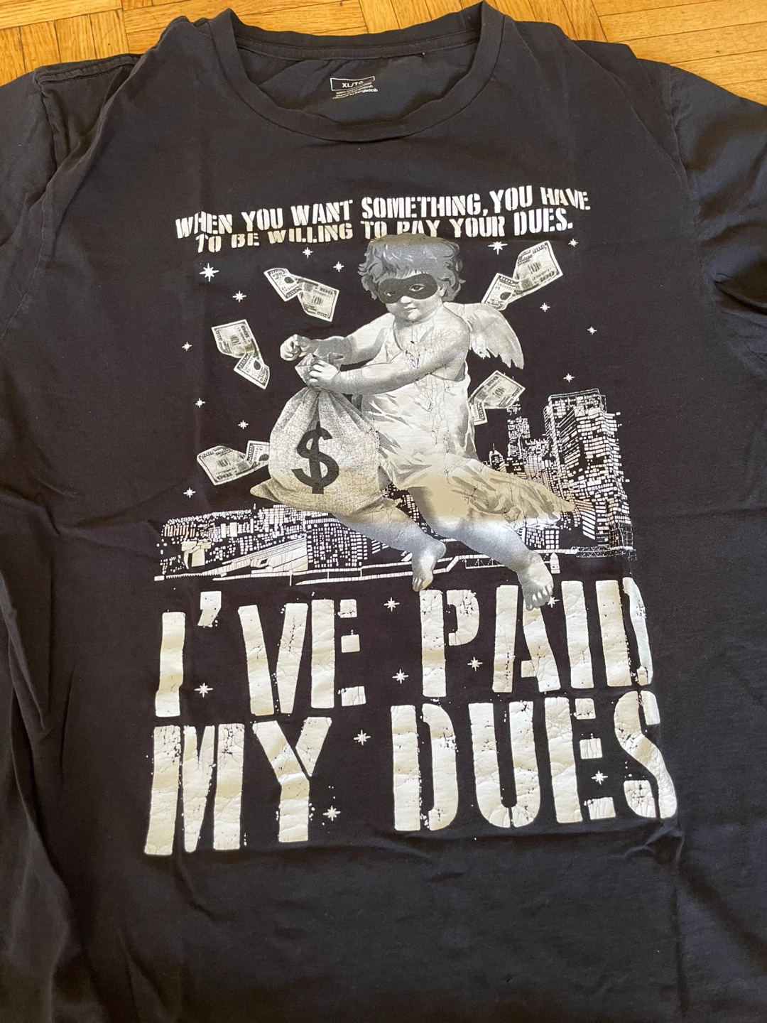 XL T-Shirts: Graffiti & "I've Paid My Dues" 🥕 - photo 4