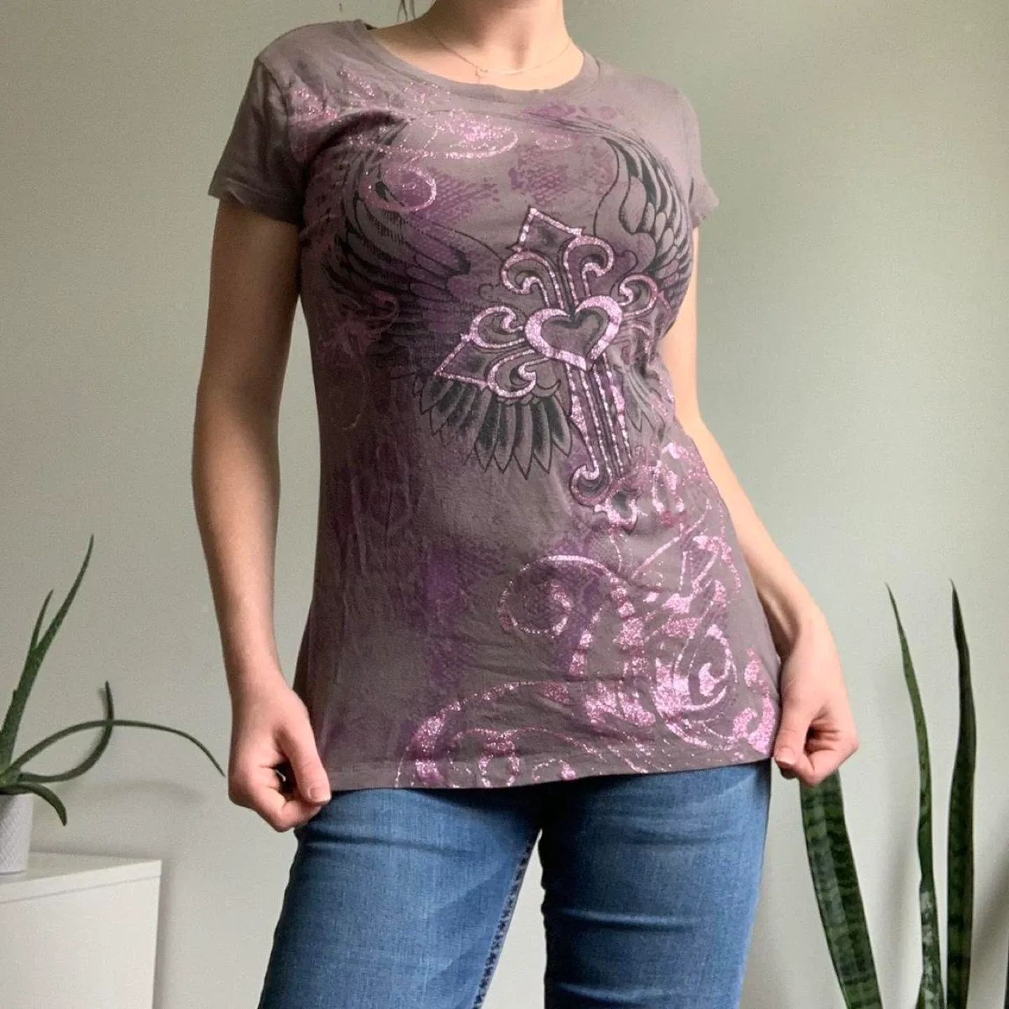 Grey T-Shirt with Winged Cross Design image indicator(2)