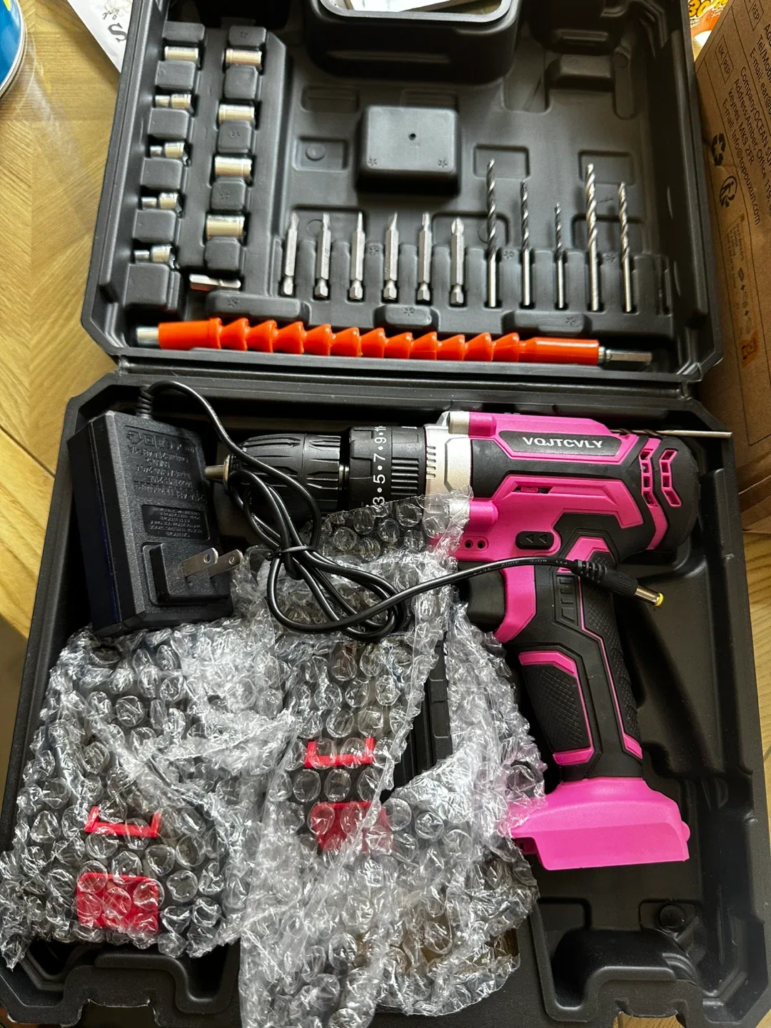 VOJTCVLY Pink Cordless Drill Set image indicator(4)