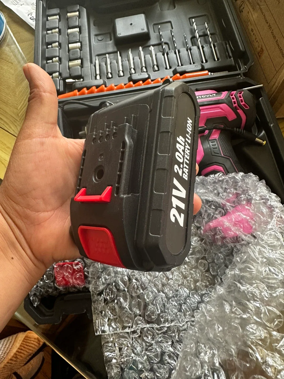 VOJTCVLY Pink Cordless Drill Set image indicator(7)