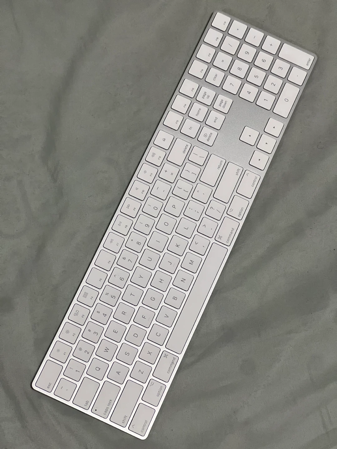 Apple Magic Keyboard with Numeric Keypad Model A1843