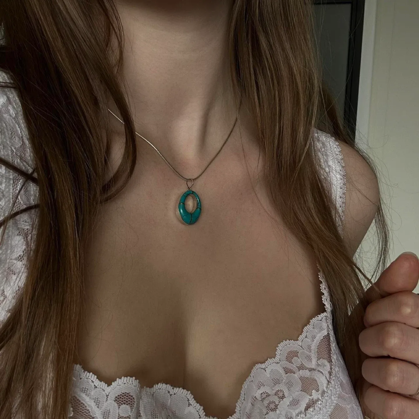 Vintage oval Nepal turquoise pendant sterling silver necklace image indicator(4)