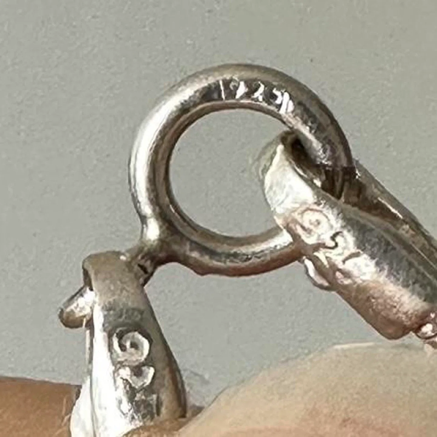 Vintage oval Nepal turquoise pendant sterling silver necklace image indicator(8)