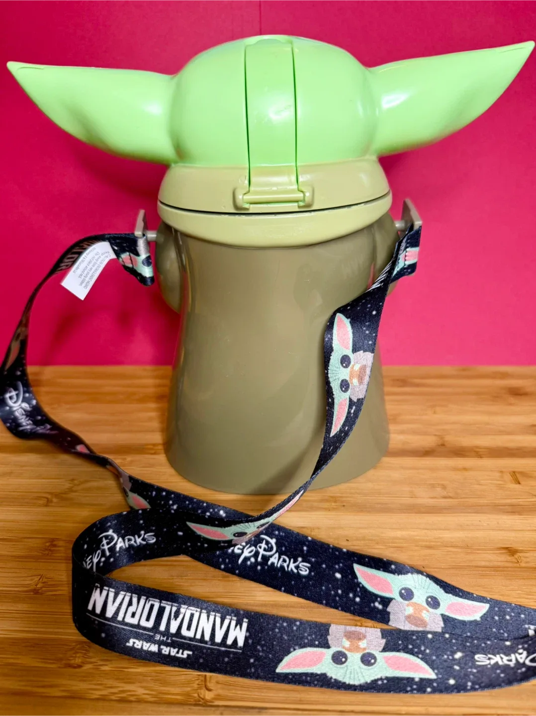 Disney Parks Star Wars Grogu Sipper Bottle image indicator(2)