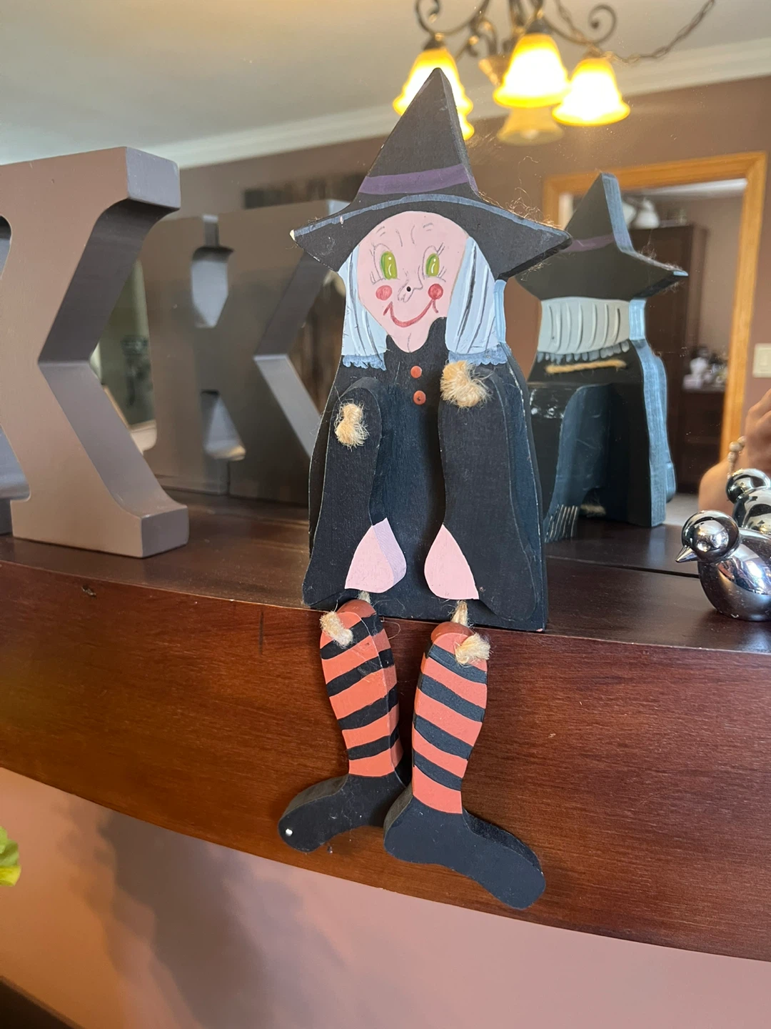 Wooden Witch Shelf Sitter Halloween Decor - photo 2