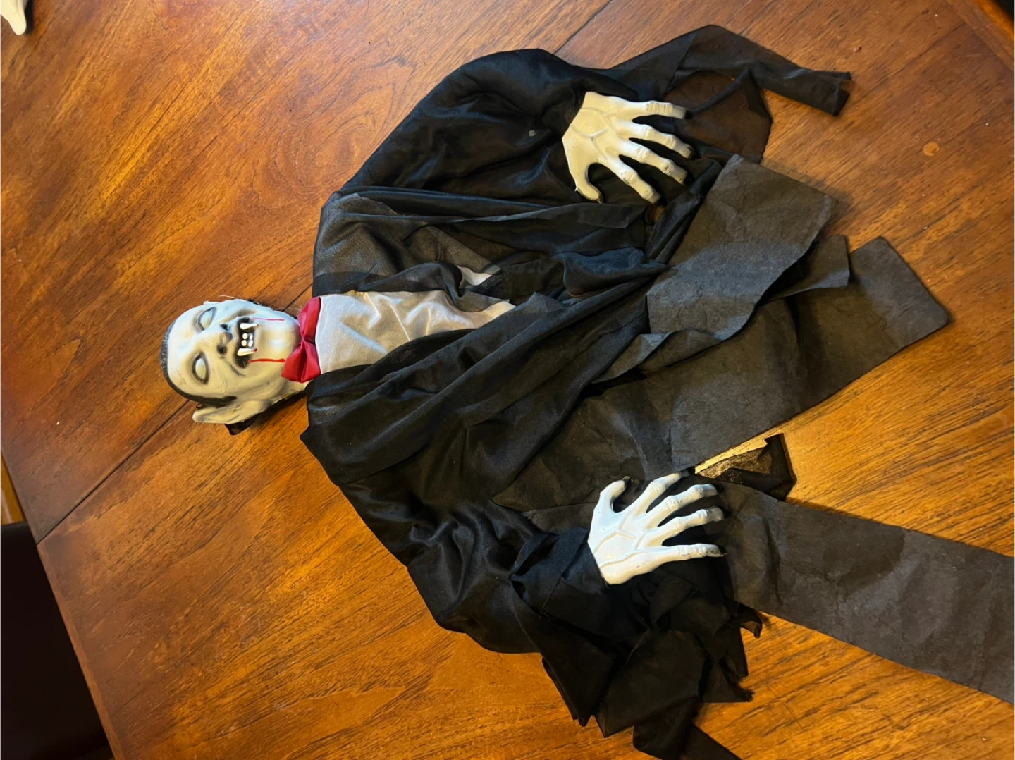 Halloween Vampire Decoration - photo 2