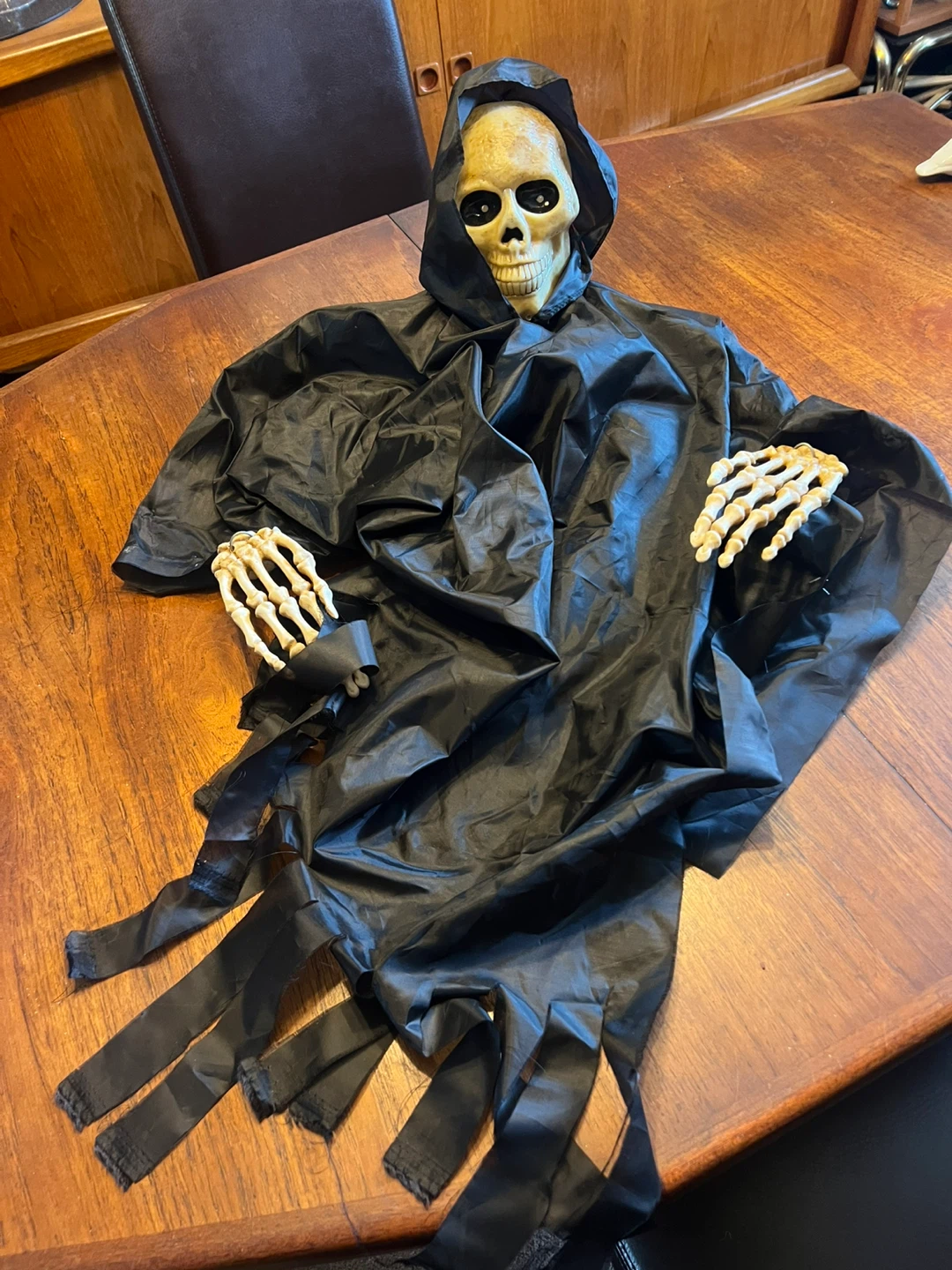 4.5’ Halloween Grim Reaper Decoration