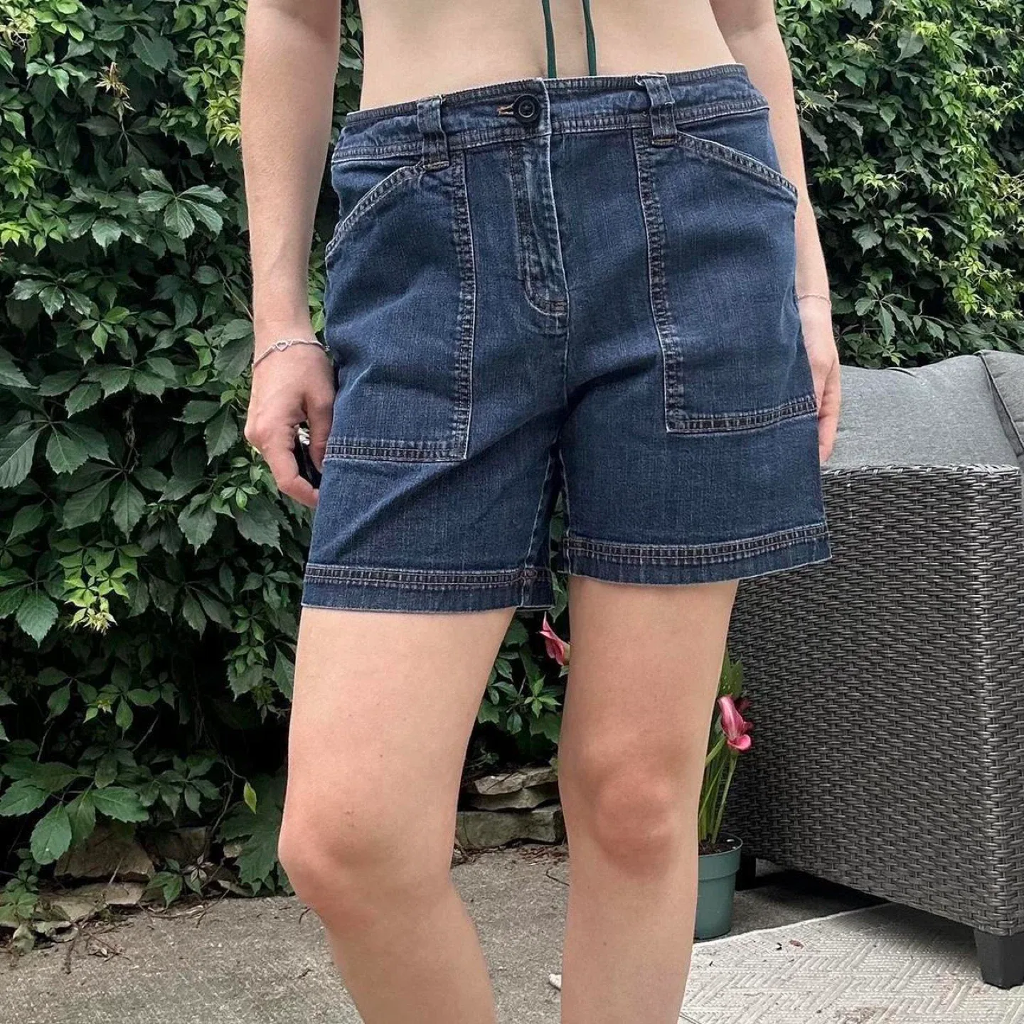 Vintage dark wash denim shorts -Small