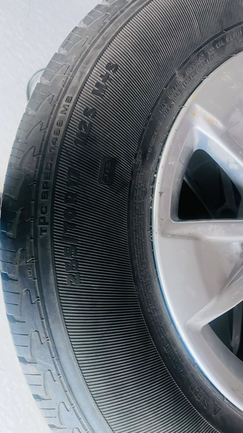 Set of 4 235/70R17 Tires on Chevy Rims - photo 2