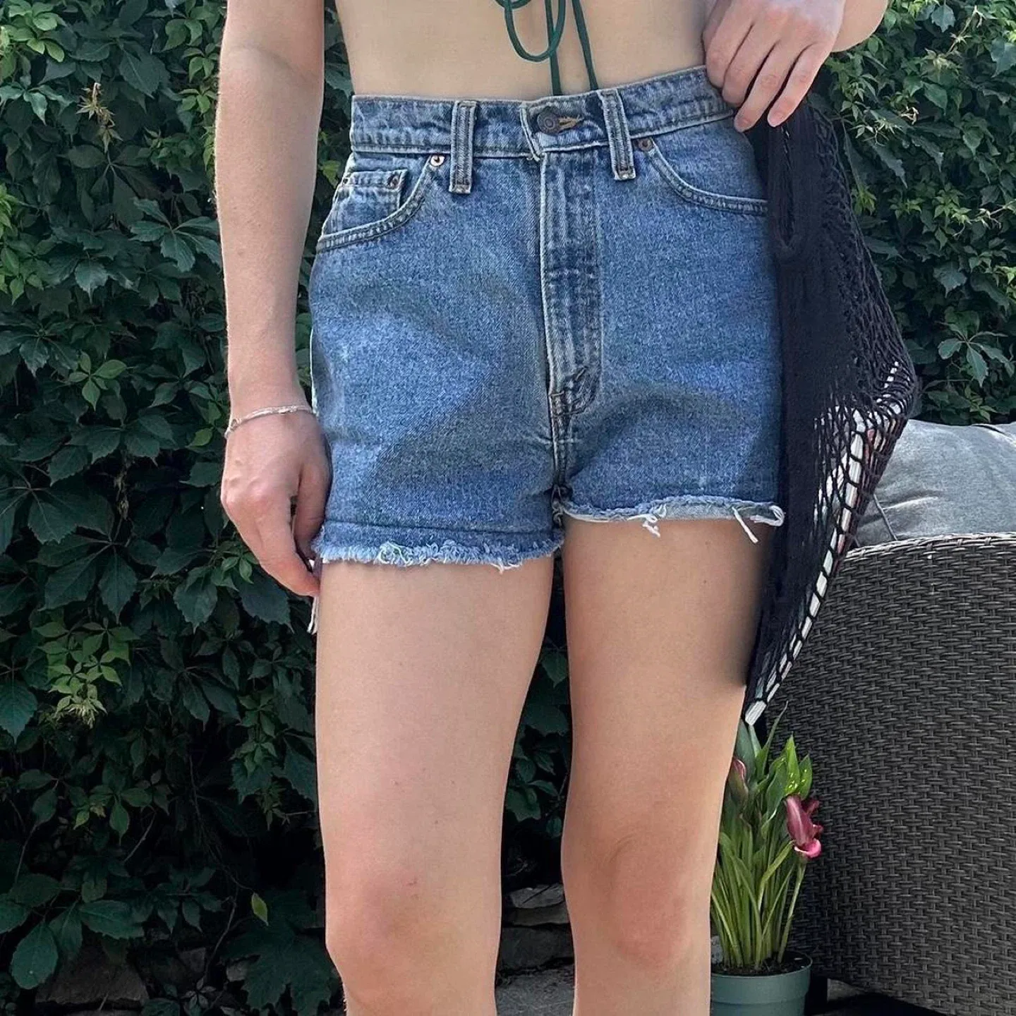 Levis 512 high waisted ripped denim shorts image indicator(4)