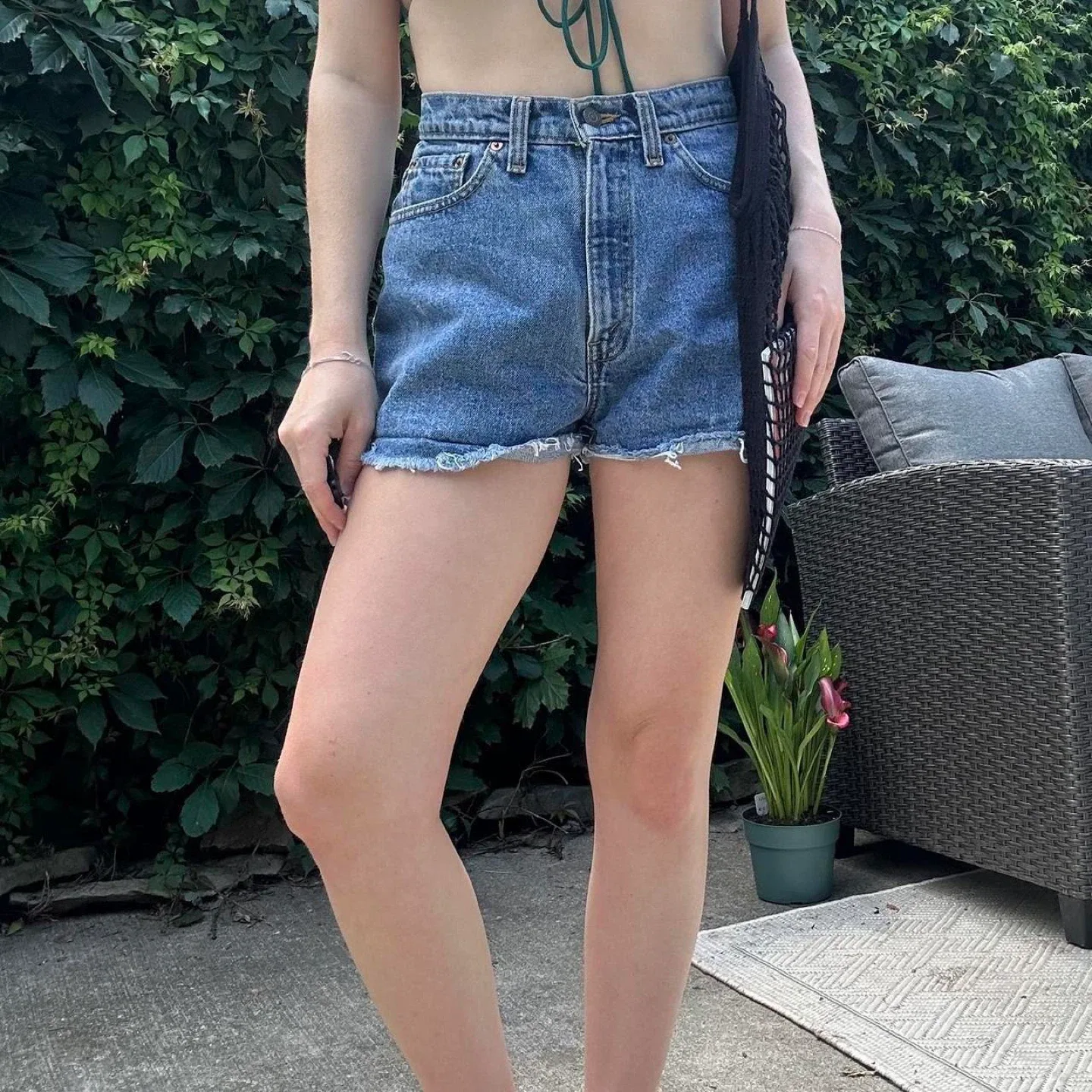 Levis 512 high waisted ripped denim shorts image indicator(8)