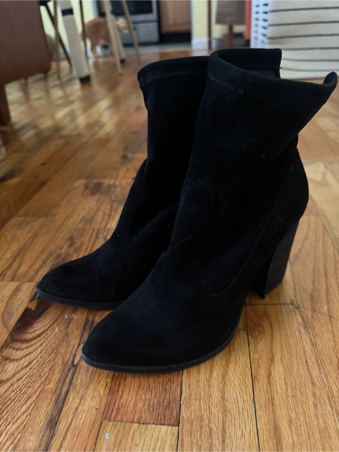 Black real Suede Ankle Boots W7.5 - photo 2