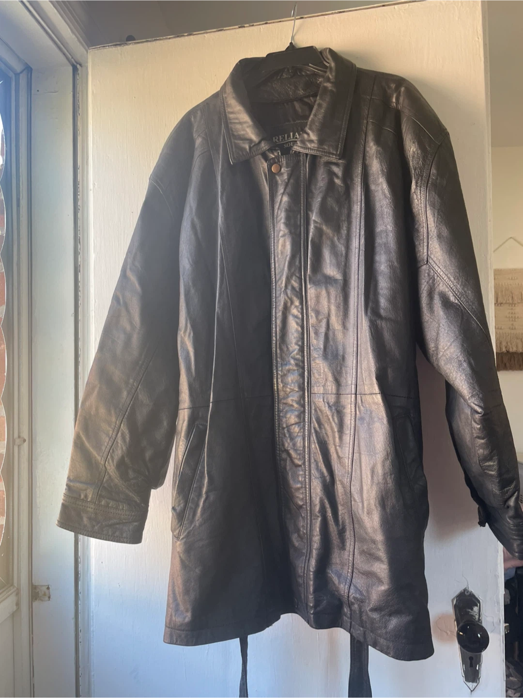 Men's leather jacket size XL - photo 4