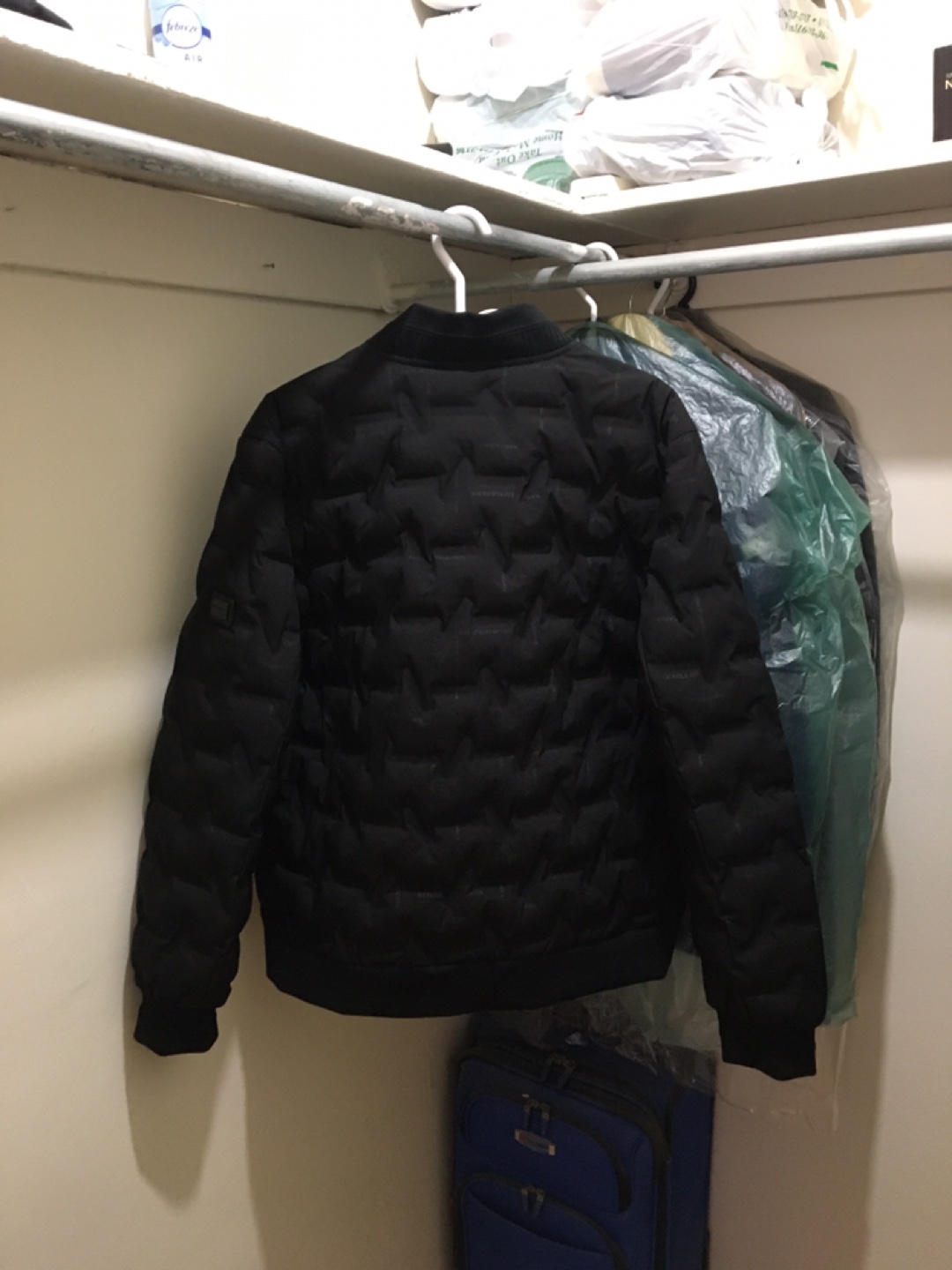 Karl Lagerfeld Paris Black Puffer Bomber Jacket - photo 2