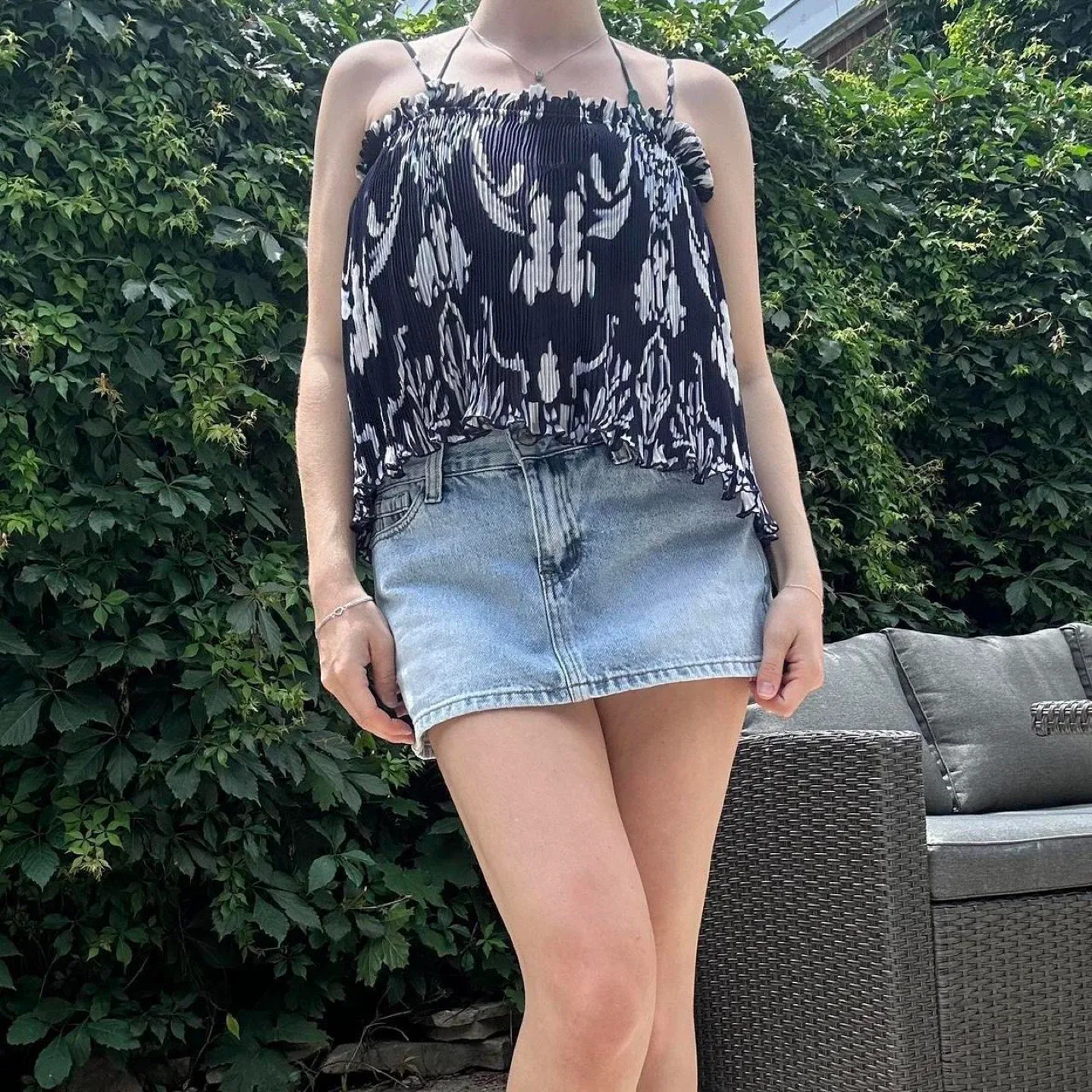 Navy blue print cami top image indicator(2)