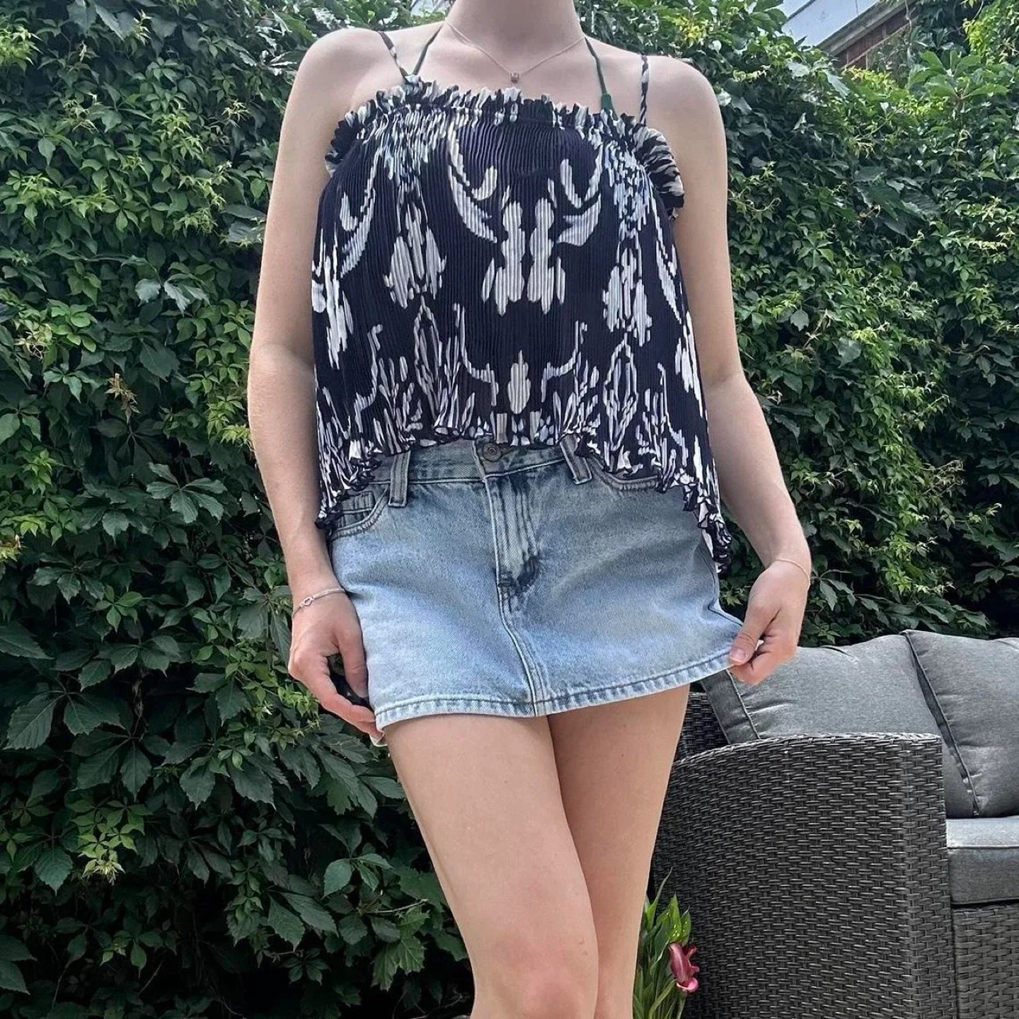 Navy blue print cami top image indicator(6)