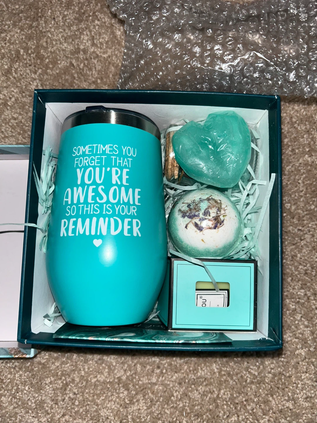 Gift Box with Tumbler, Heart, Bath Bomb - photo 2