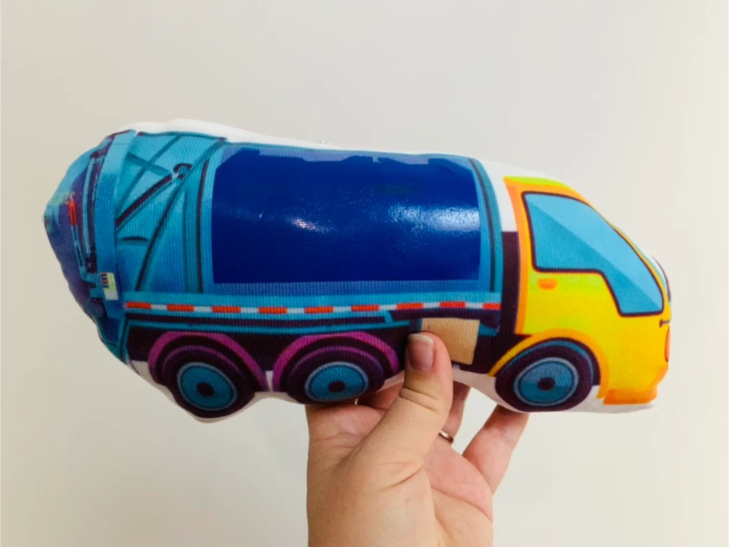 City of Toronto Garbage Truck Plush Toy image indicator(2)
