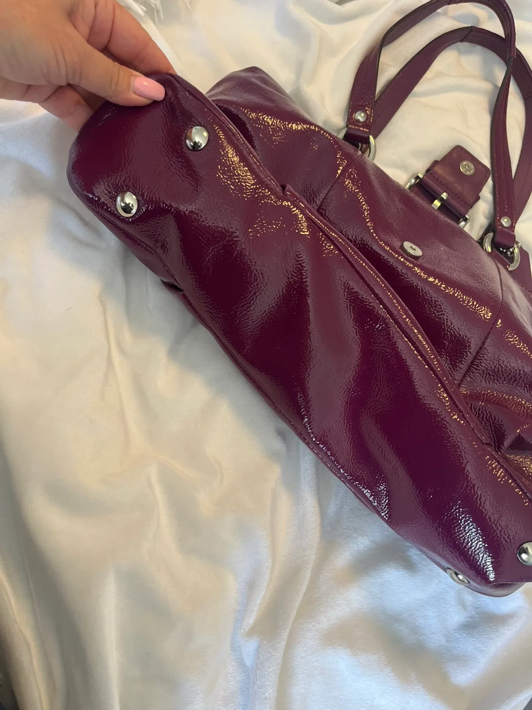 Coach Purple Patent Leather Tote Bag image indicator(2)