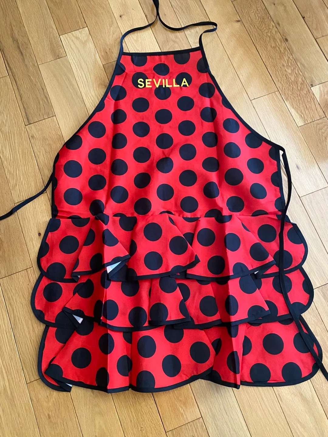Sevilla Polka Dot Apron🥕 thumbnail