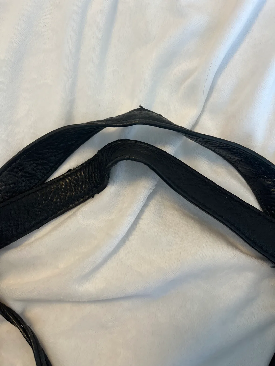 Michael Kors Black Leather Shoulder Bag image indicator(6)