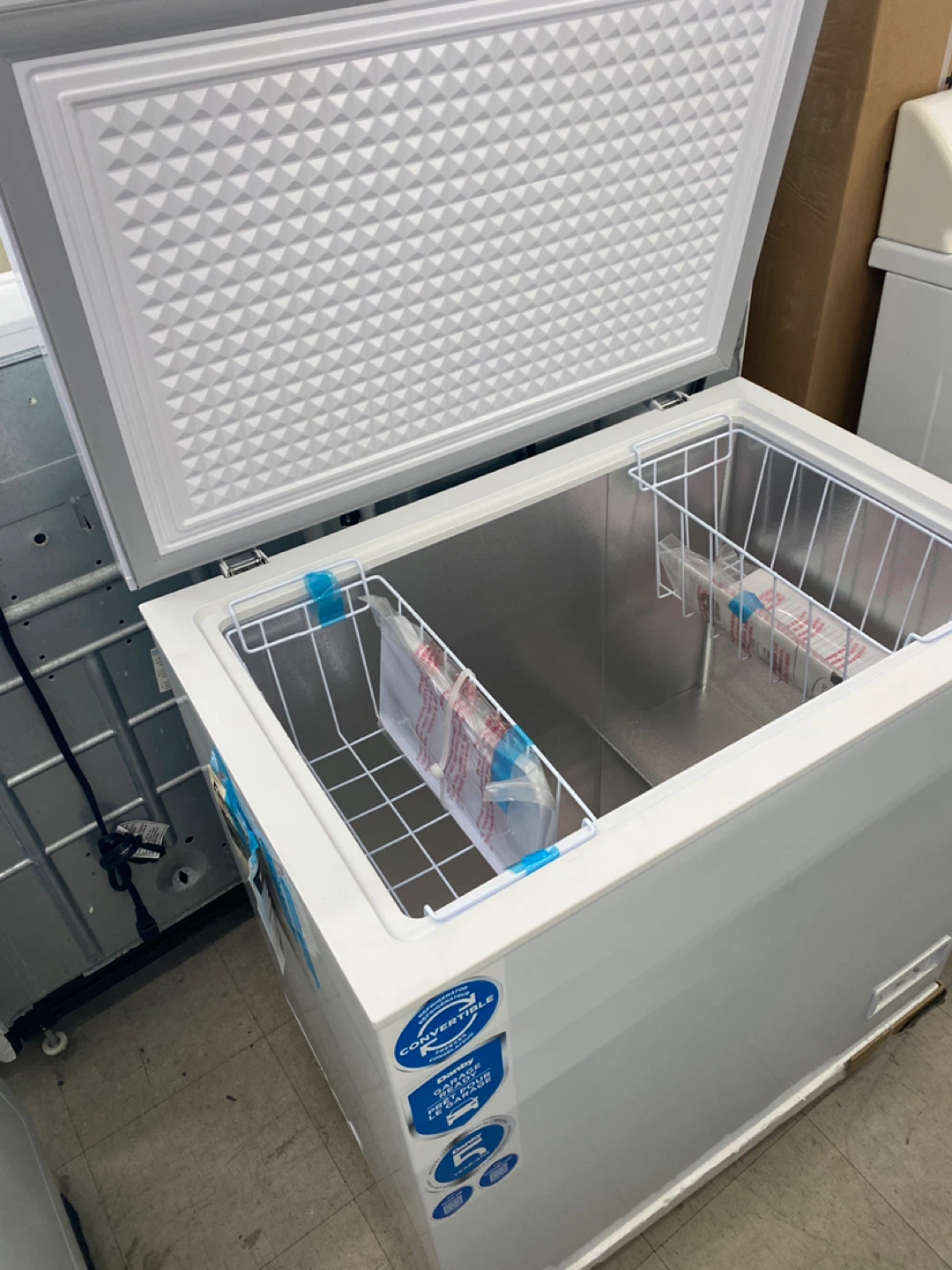 NEW CHEST FREEZER - photo 4