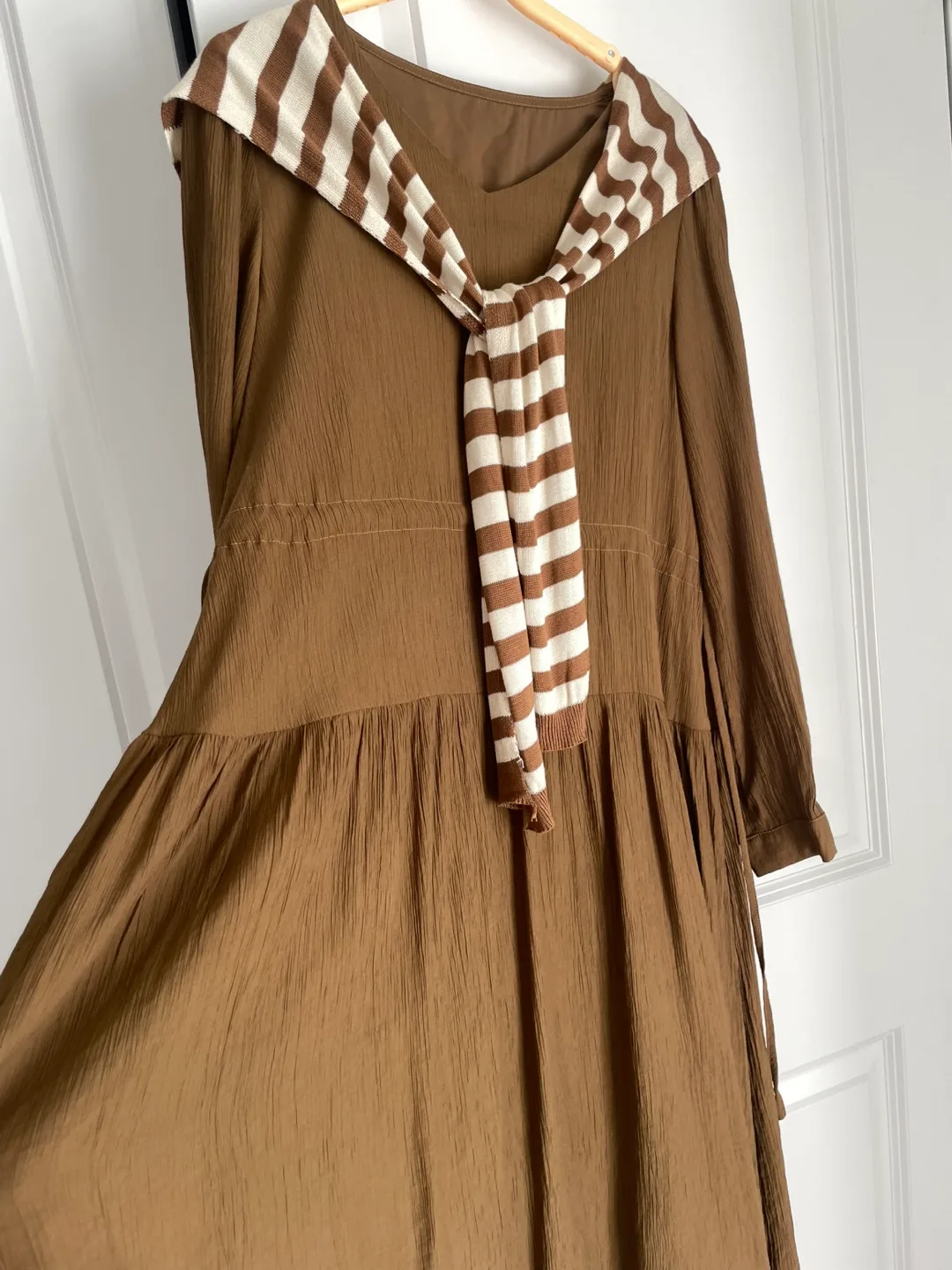 Brown Dress with Striped Collar image indicator(5)
