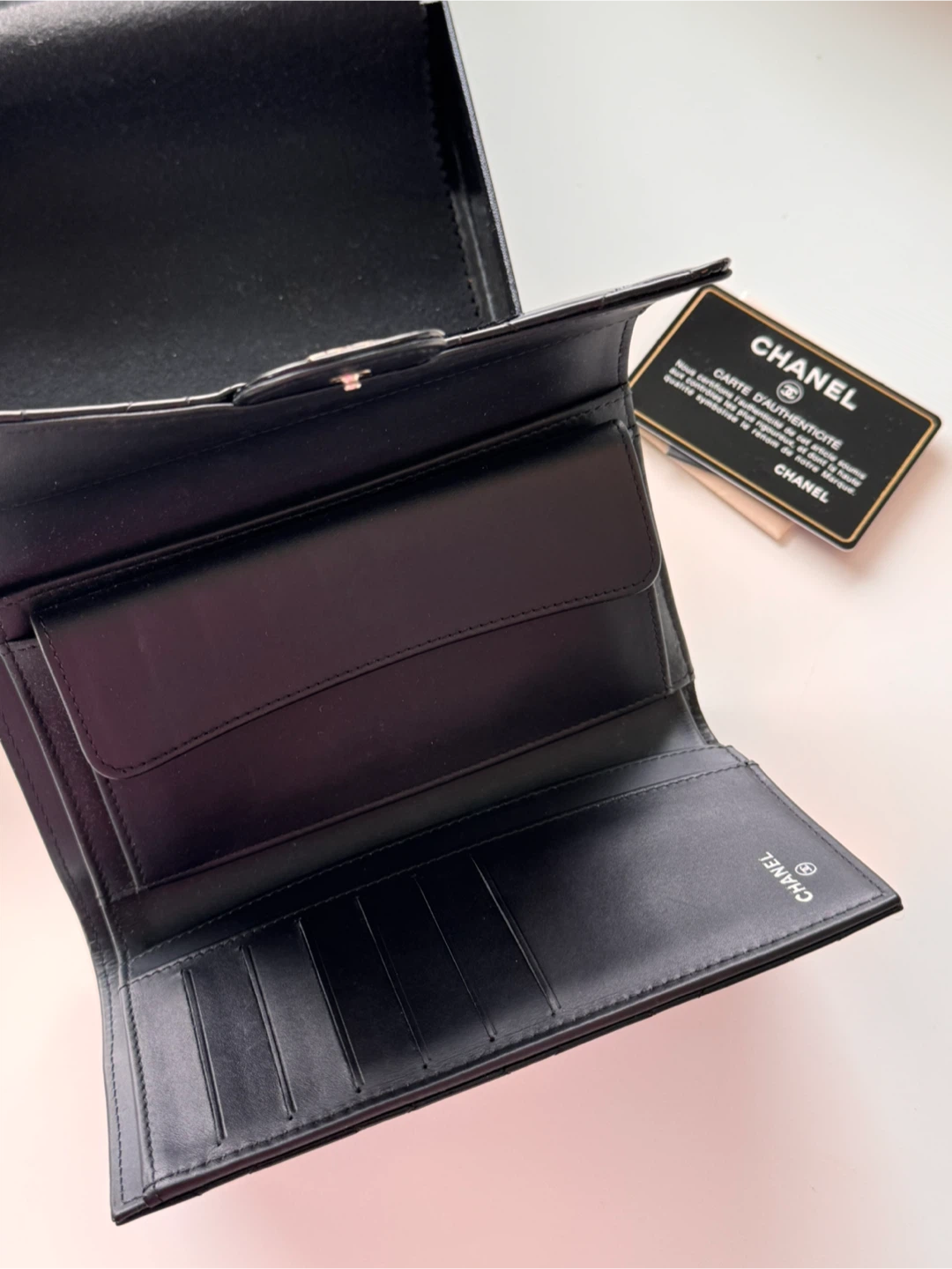 Chanel Classic Long Wallet (patent leather) - photo 3