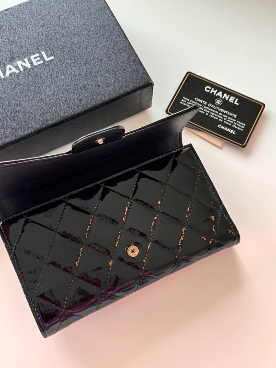 Chanel Classic Long Wallet (patent leather) - photo 4