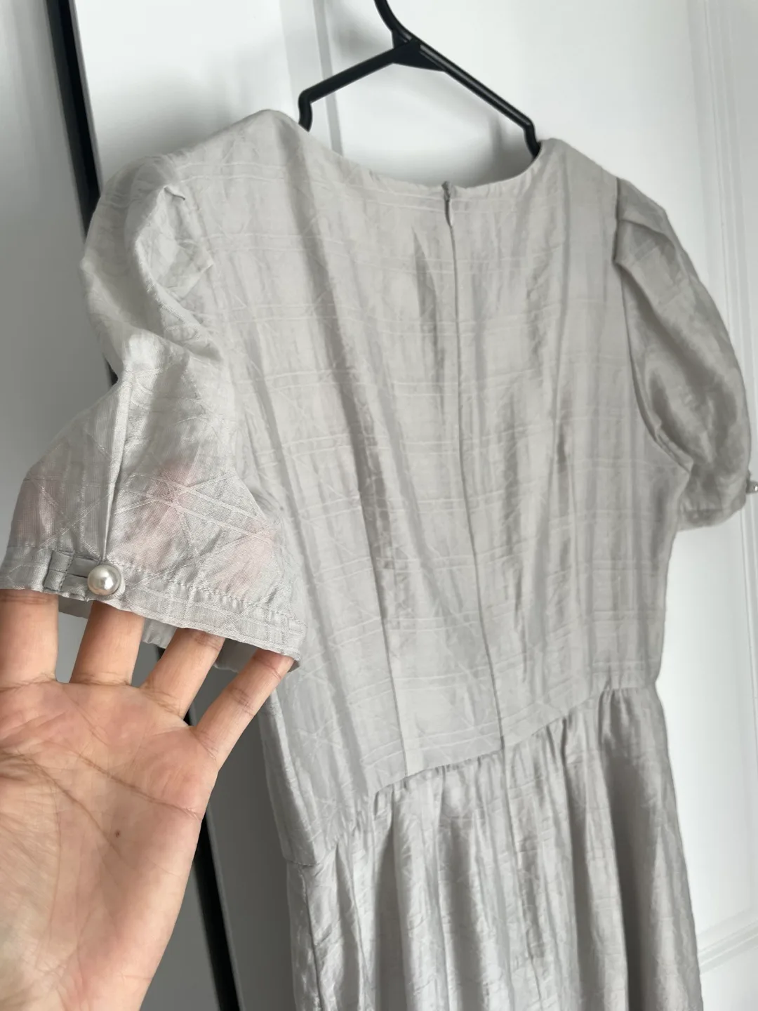 New Yiyaxin Grey Dress - Size M image indicator(6)