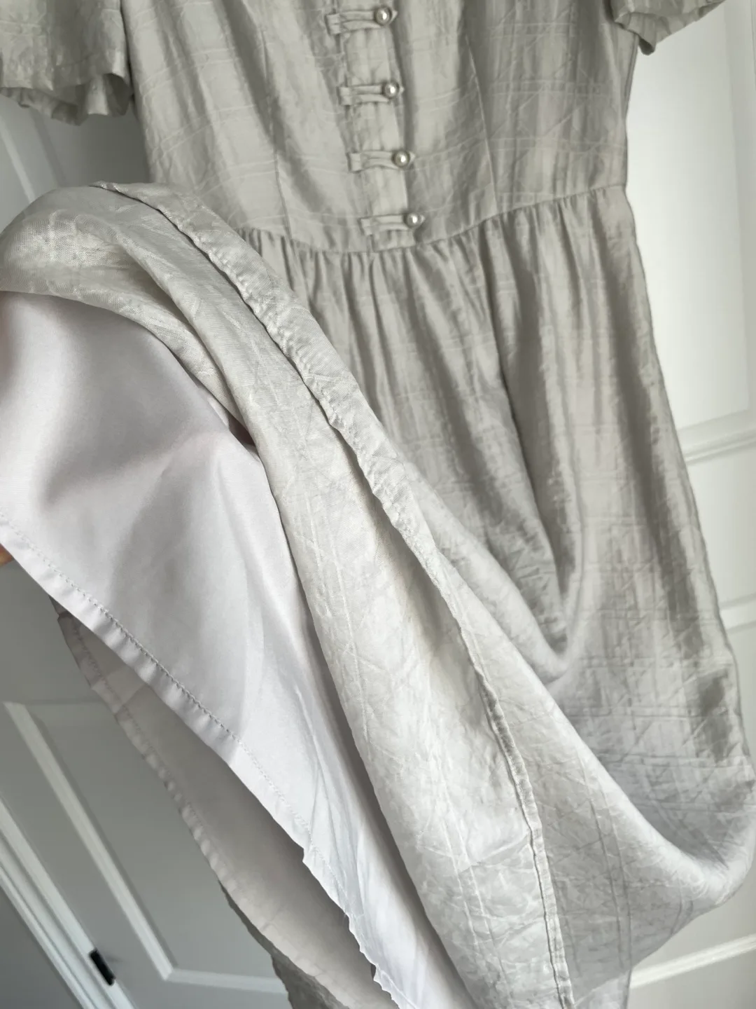 New Yiyaxin Grey Dress - Size M image indicator(5)