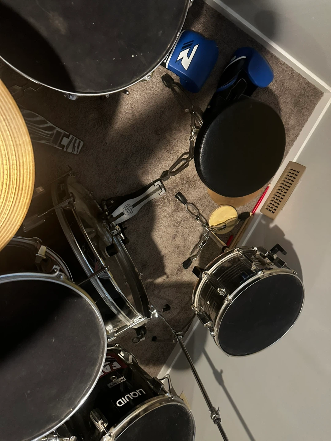 Westbury Drum Set