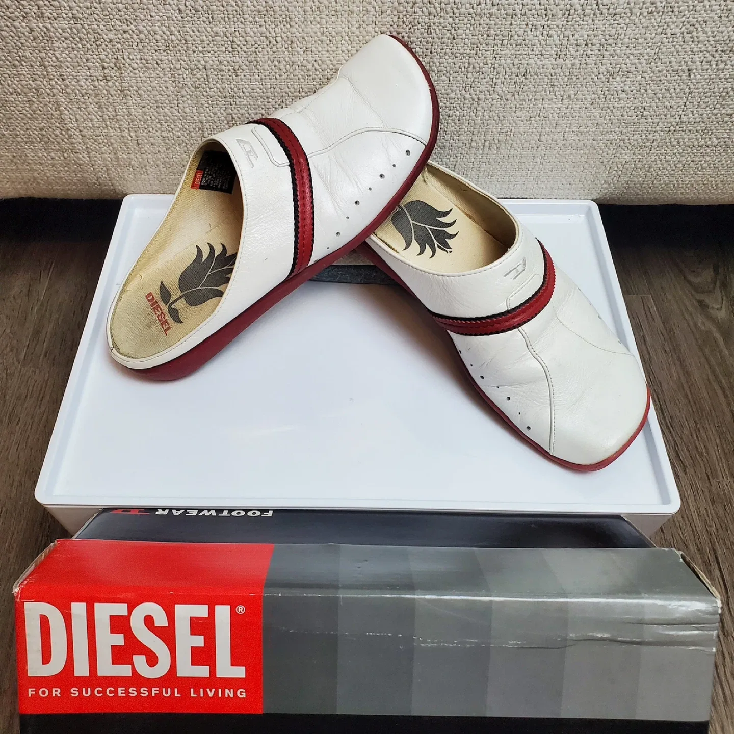 🥕Diesel P-Lisabeth White & Red Mules - Size 7 thumbnail