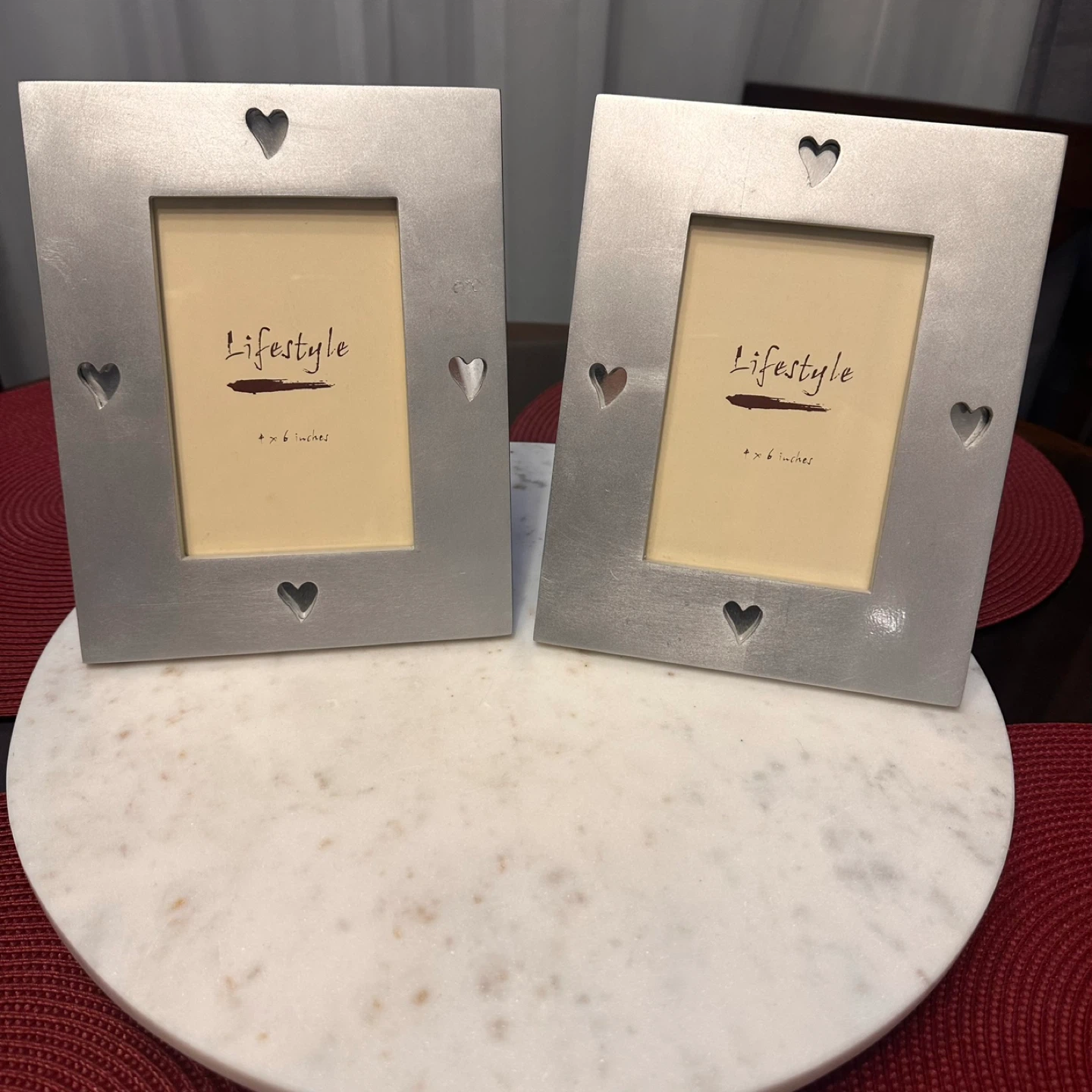 Lifestyle 4x6 Silver Picture Frames with Hearts (2)