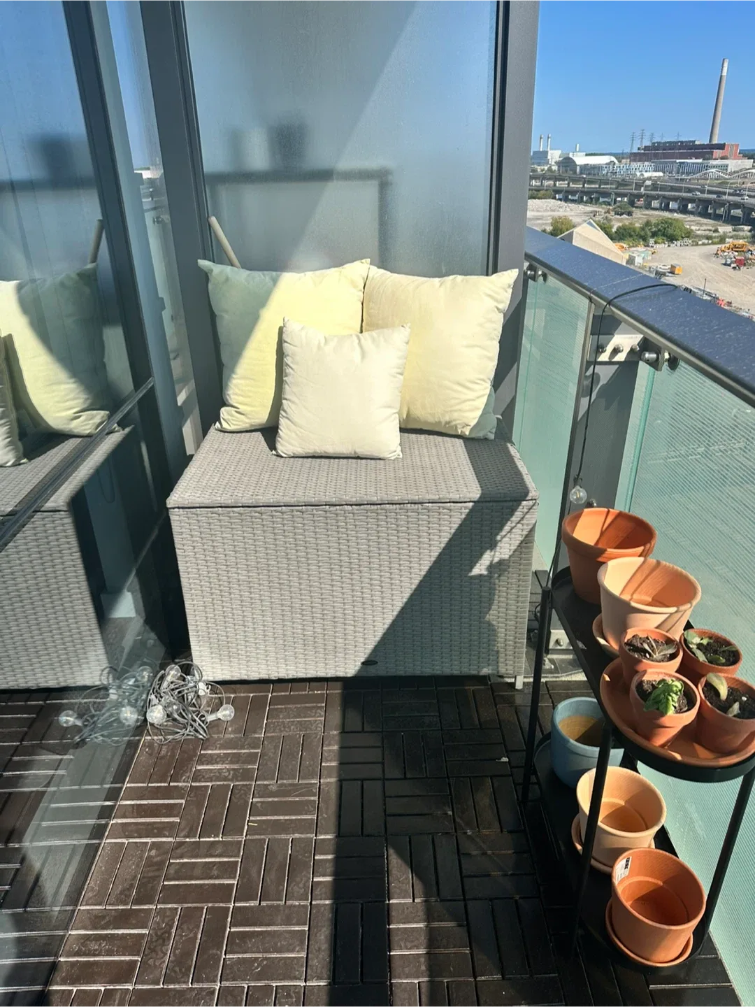 Throw Pillows - Set of 3 image indicator(4)