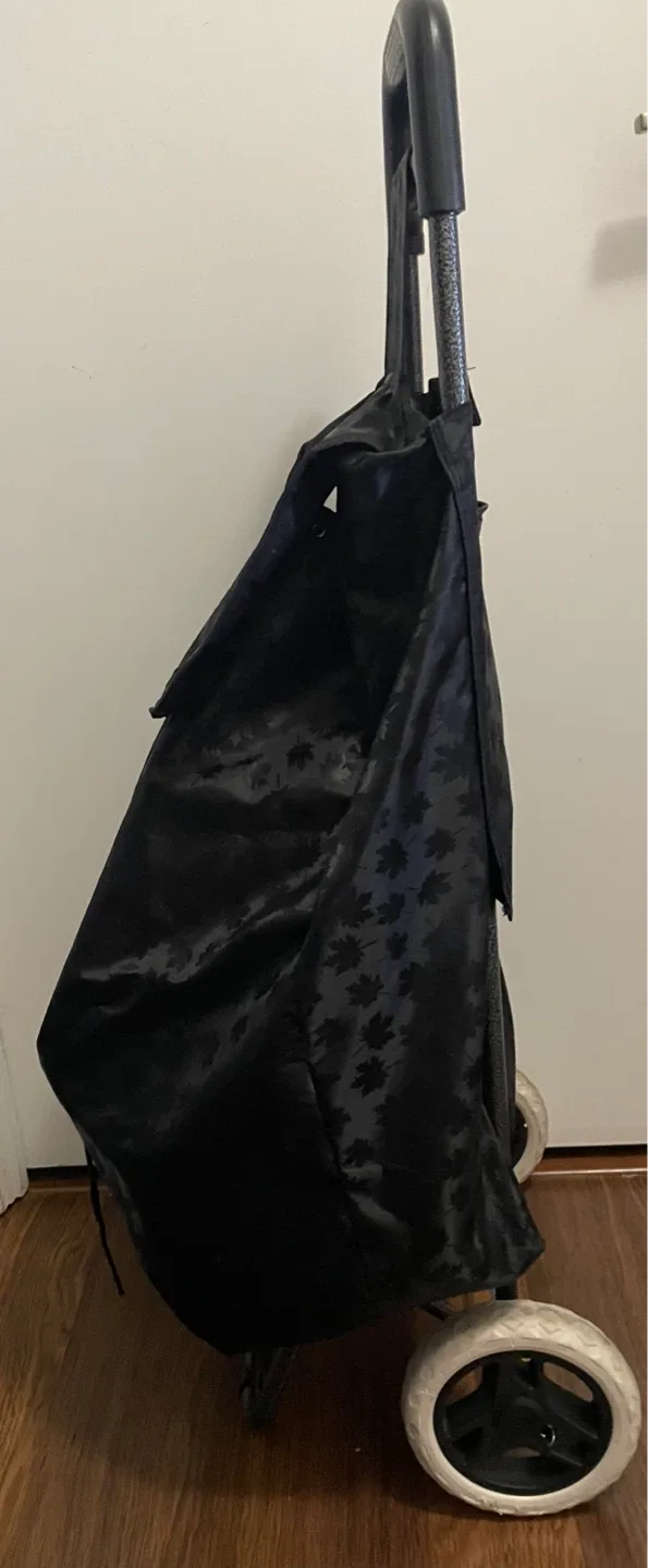 Black Shopping Cart with Wheels image indicator(2)