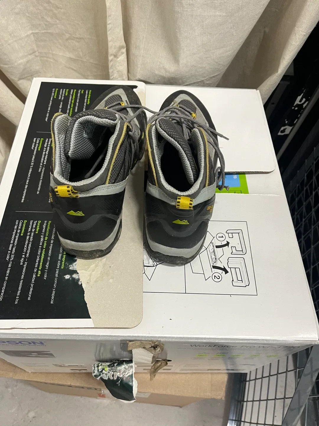 Montrail Men's Hiking Boots, Size 9 US image indicator(5)