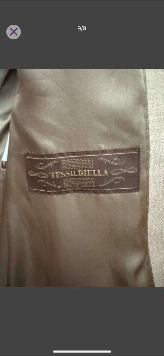 Aritzia Babaton Figure Coat Size Small *Worn Once* image indicator(9)