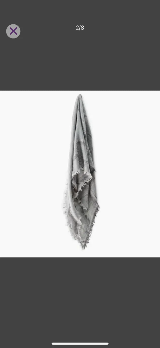 Aritzia Wilfred Faroe Merino Wool Triangle Scarf image indicator(2)