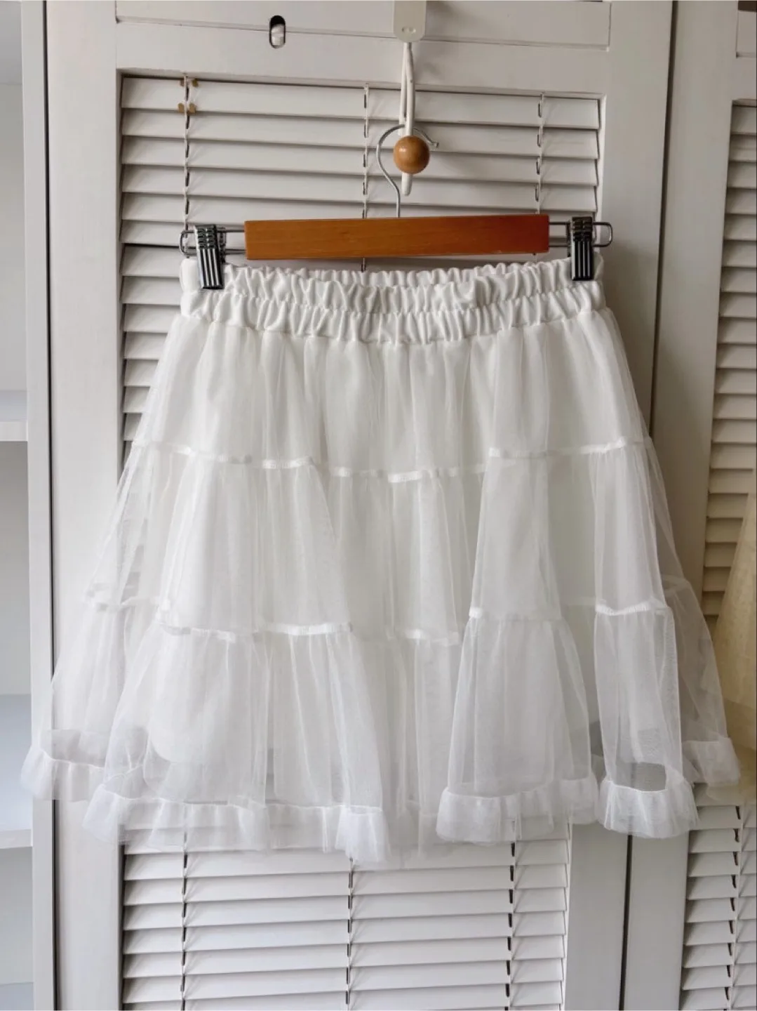 White Mesh Tulle Skirt thumbnail
